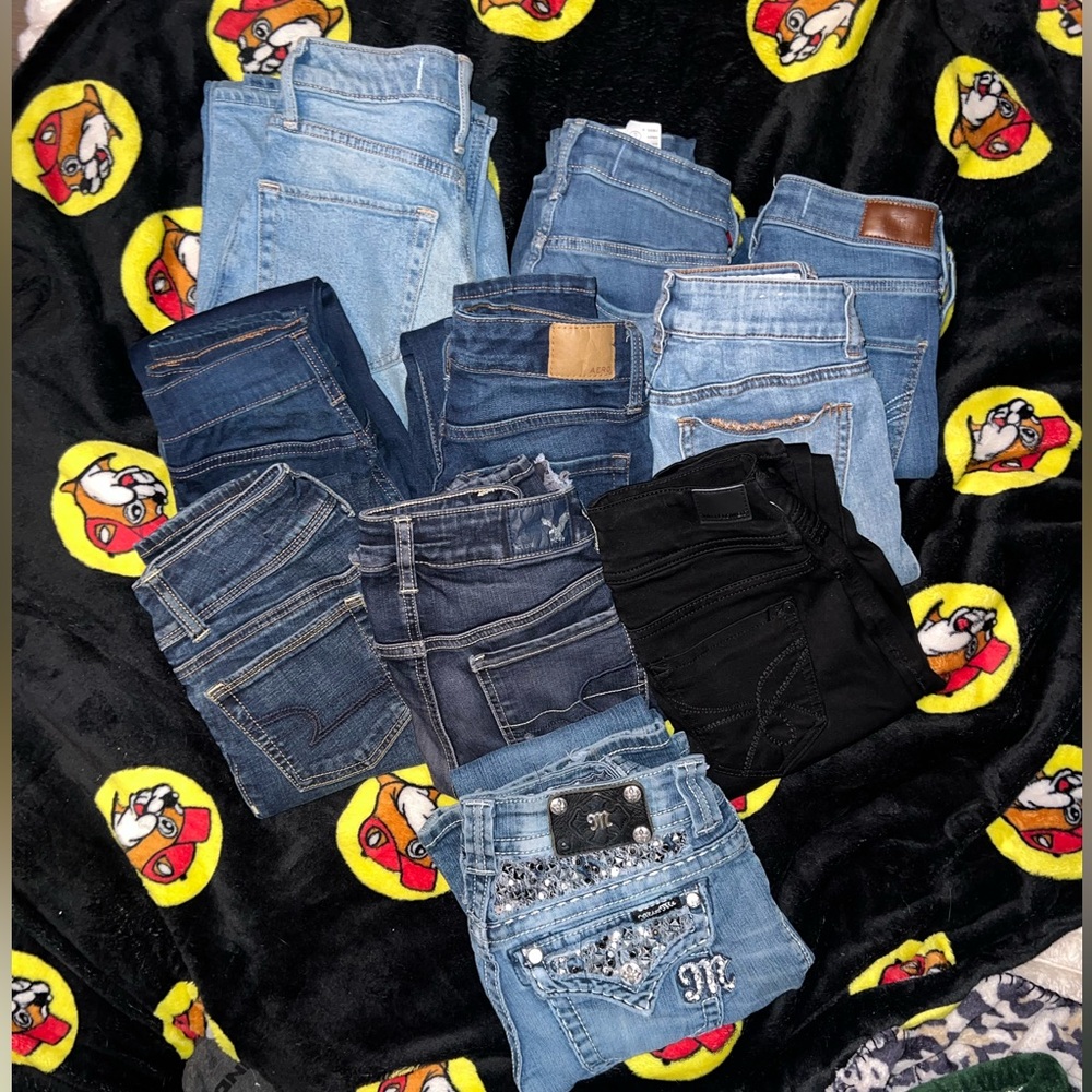 bundle of 10 jeans all name brand but two pairs